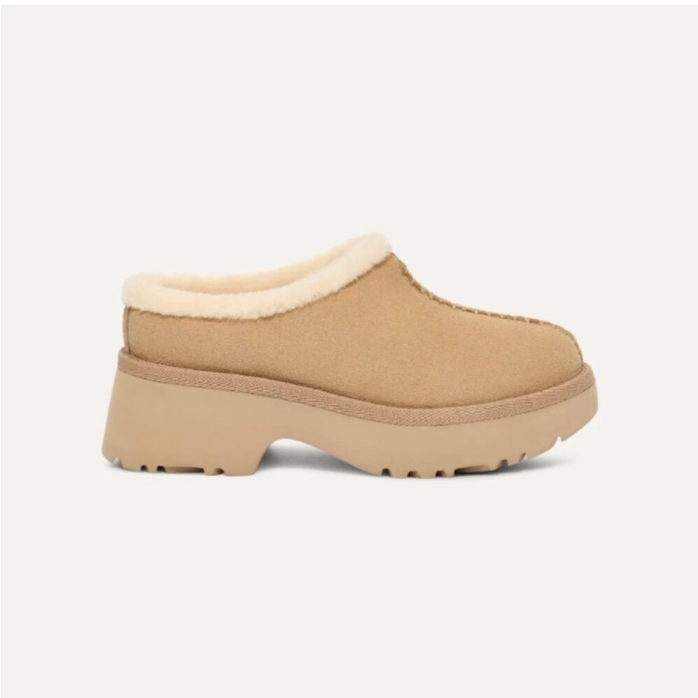 UGG Cozy Clog in Mustard Seed